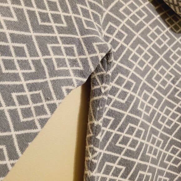 Anthropologie | Moth Gray & White Abstract Print Turtleneck Sweater (Size Small) - Picture 11 of 15